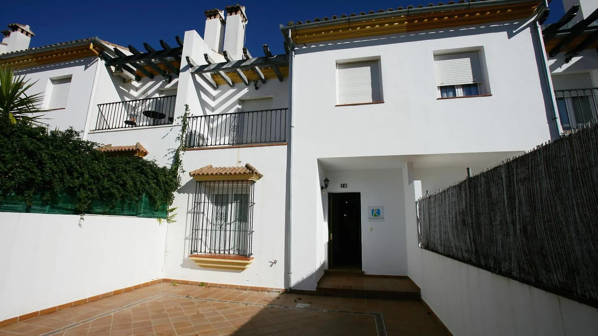 Casa Rural Rafael Alberti contacts